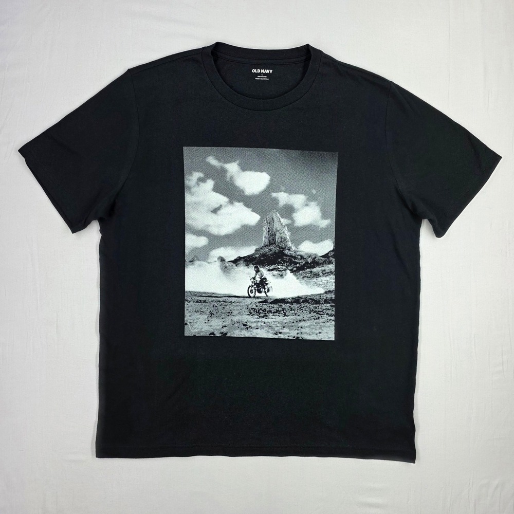 Old Navy Mens Black Desert Motorcycle Graphic Tee Shirt Size L 880945-21-1